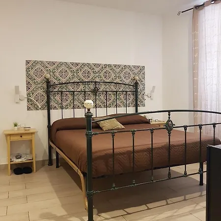 לינה וארוחת בוקר Ponticello